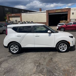 KIA SOUL LX - 10