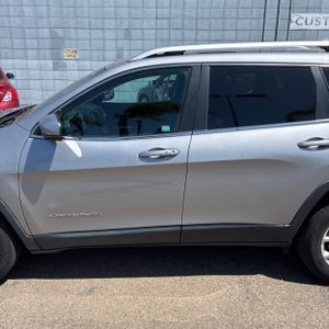 2018 JEEP CHEROKEE LATITUDE PLUS 照片 4