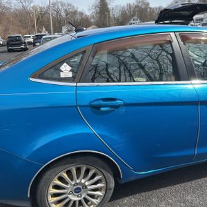 FORD FIESTA TITANIUM - 9