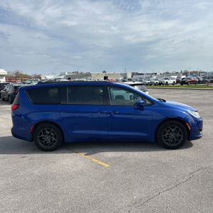 CHRYSLER PACIFICA TOURING-L PLUS - 10