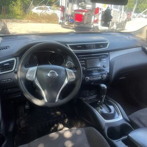 صورة 35 لـ 2016 Nissan ROGUE SV
