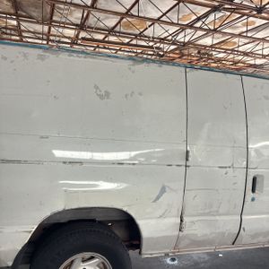 FORD E-350 SUPER DUTY RECREATIONAL - 9