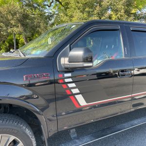 FORD F-150 LARIAT - 2