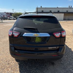 CHEVROLET TRAVERSE LT - 7