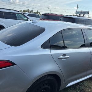صورة 8 لـ 2021 Toyota COROLLA LE