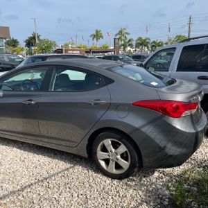 2012 Hyundai ELANTRA GLS 照片 5