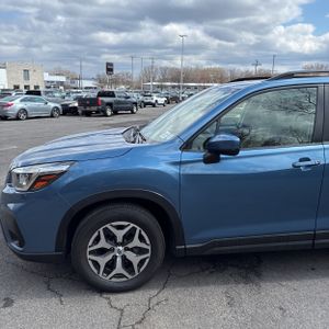 Subaru Forester Premium - 2
