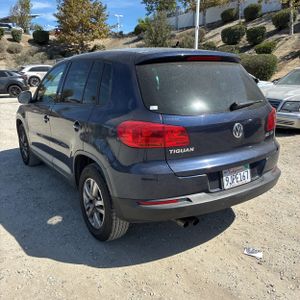 2012 Volkswagen TIGUAN S 照片 5