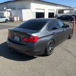 BMW 3 SERIES 335I - 8