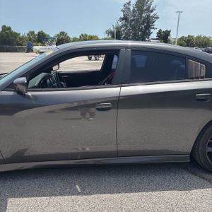 صورة 4 لـ 2019 Dodge CHARGER GT