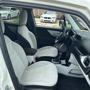 2019 JEEP RENEGADE LATITUDE — миниатюра 33
