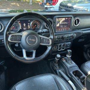 2019 JEEP WRANGLER UNLIMITED SAHARA — миниатюра 35