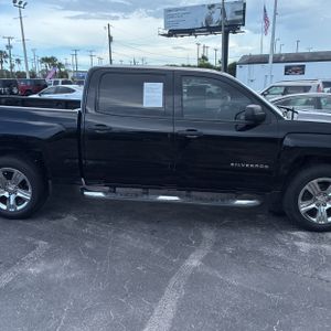 2018 Chevrolet SILVERADO 1500 CUSTOM — миниатюра 11