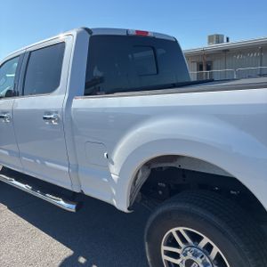 FORD F-250 SUPER DUTY LARIAT - 6