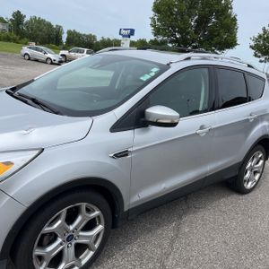 FORD ESCAPE TITANIUM - 2