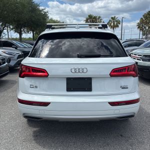 AUDI Q5 2.0T PREMIUM - 7