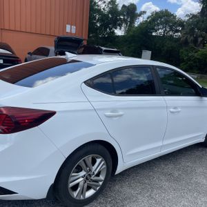 HYUNDAI ELANTRA SEL - 9