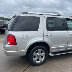 FORD EXPLORER LIMITED - 9