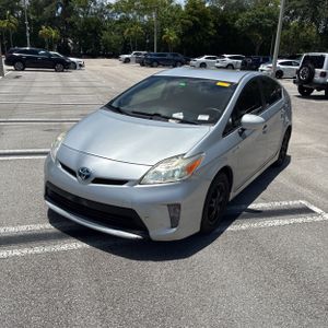 صورة 1 لـ 2015 Toyota PRIUS THREE
