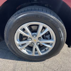 2017 Chevrolet EQUINOX LT — миниатюра 20