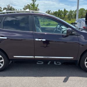 2011 Nissan ROGUE SV — миниатюра 11
