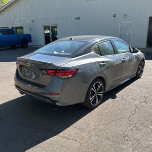 NISSAN SENTRA SR - 8