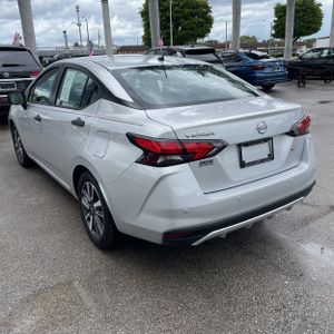 NISSAN VERSA 1.6 S - 5