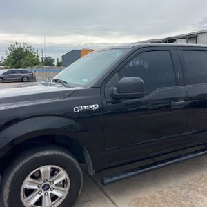 FORD F-150 XLT - 2