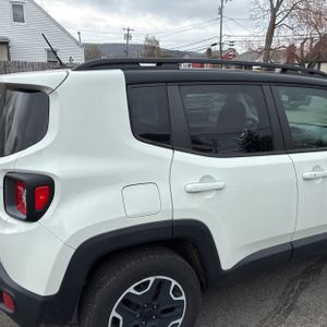 JEEP RENEGADE TRAILHAWK - 9