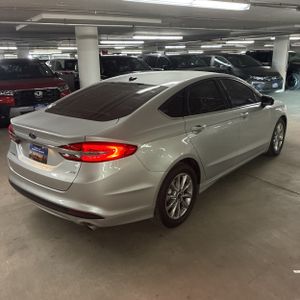 FORD FUSION SE - 7