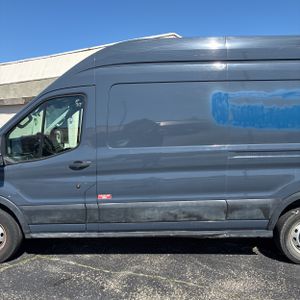 FORD TRANSIT 250 - 4