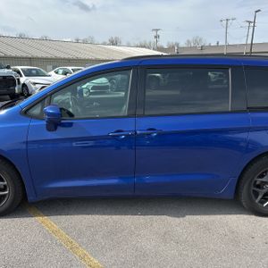 CHRYSLER PACIFICA TOURING-L PLUS - 4