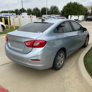 2018 Chevrolet CRUZE LS AUTO — фото 8