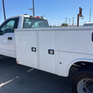 FORD F-450 CHASSIS XL - 6