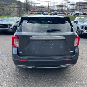 FORD EXPLORER XLT - 7