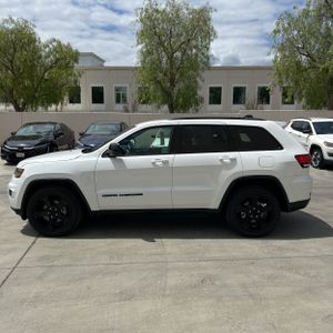JEEP GRAND CHEROKEE - 3