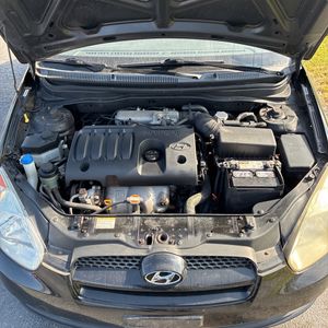 2009 Hyundai ACCENT SE 照片 40