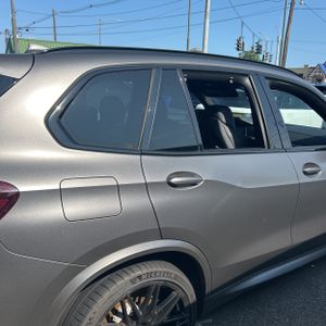 صورة 6 لـ 2020 BMW X5 M COMPETITION