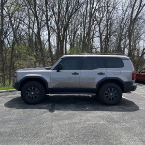 TOYOTA LAND CRUISER - 3