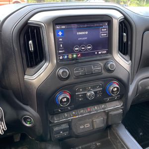 صورة 36 لـ 2019 Chevrolet SILVERADO 1500 RST