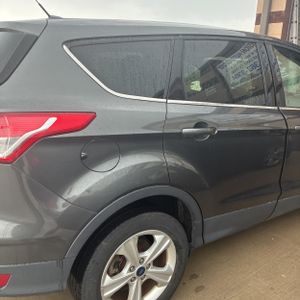 FORD ESCAPE SE - 8