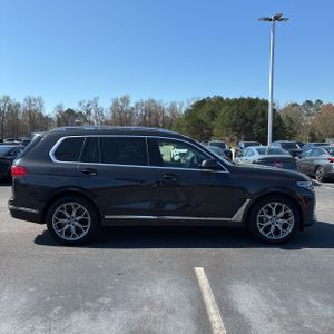 BMW X7 XDRIVE40I - 10