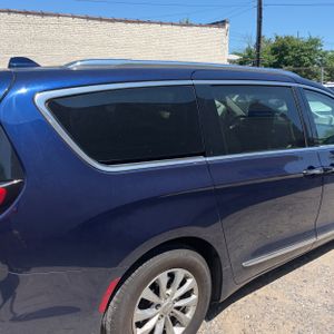 2018 Chrysler PACIFICA TOURING L — фото 9