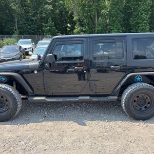 2013 JEEP WRANGLER UNLIMITED SAHARA — фото 4
