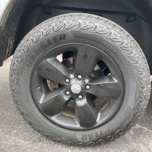 صورة مصغرة 19 لـ 2019 RAM 1500 CLASSIC SLT