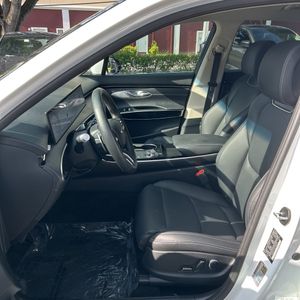 صورة مصغرة 32 لـ 2026 Genesis GV70 2.5T STANDARD