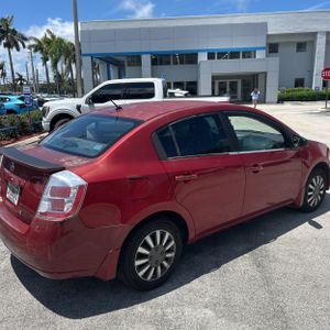 NISSAN SENTRA 2.0 - 9