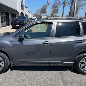 SUBARU FORESTER PREMIUM - 4