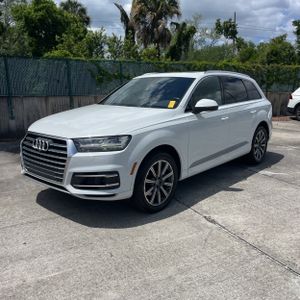 AUDI Q7 3.0T PREMIUM - 1
