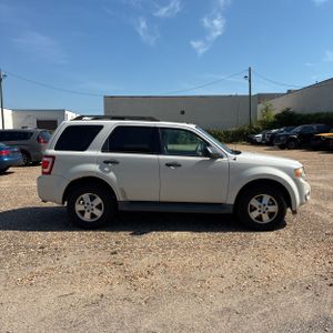 FORD ESCAPE XLT - 10
